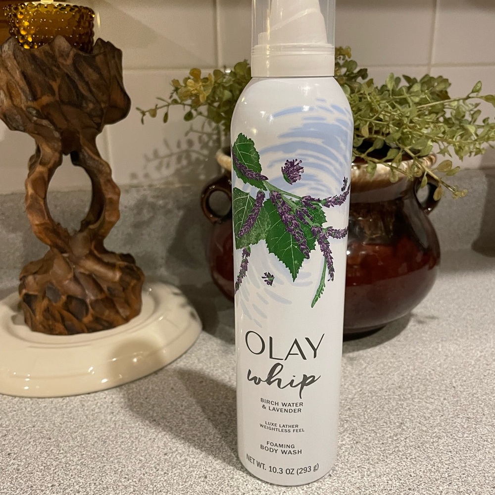 OLAY Whip Body Wash with Birch Water & Lavender